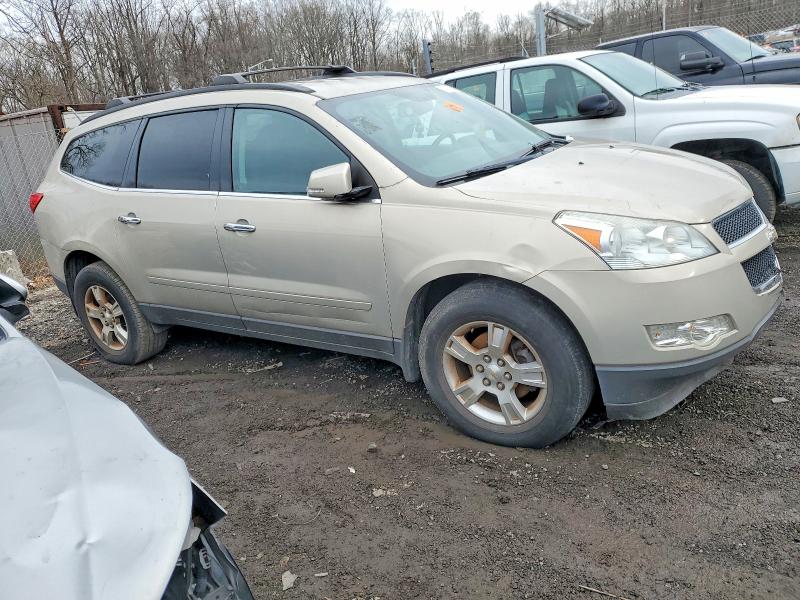 Photo 4 from auction – 2011 CHEVROLET TRAVERSE L with VIN 1GNKRGED4BJ323555