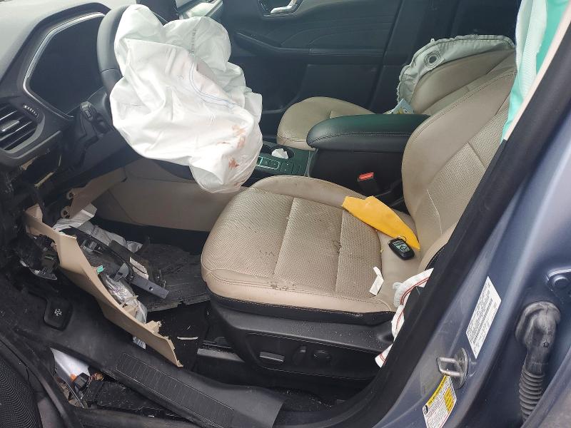 Photo 7 from auction – 2022 FORD ESCAPE with VIN 1FMCU9DZ0NUB27941