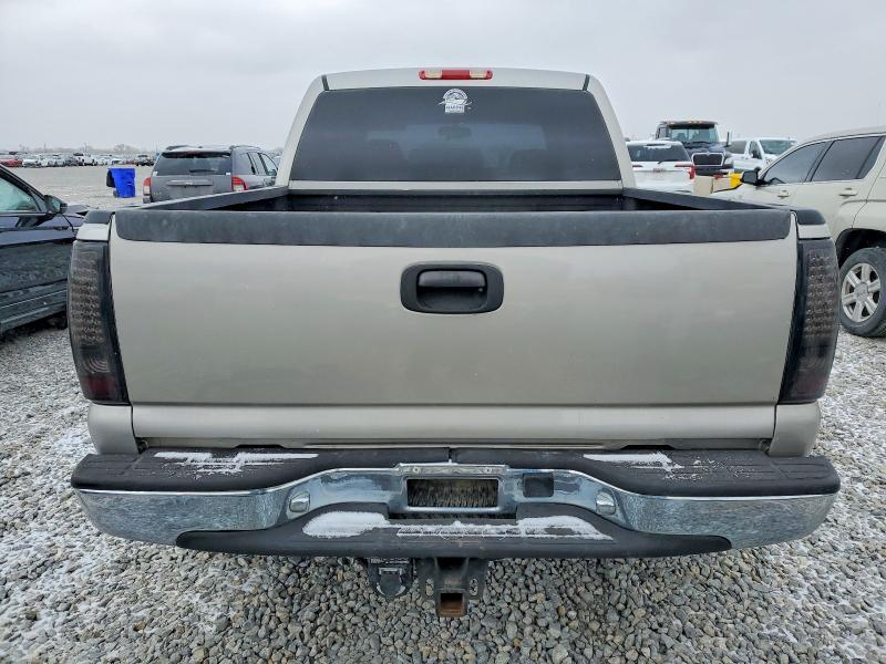 Photo 6 from auction – 2005 GMC NEW SIERRA with VIN 2GTEK13T951221961