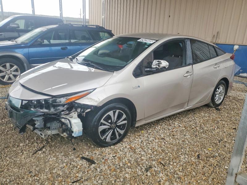 TOYOTA PRIUS PRIM 2018 with VIN JTDKARFP0J3089261 - Photo from auction