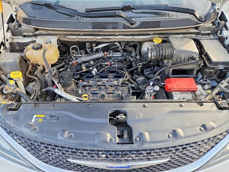 Photo 12 from auction – 2020 CHRYSLER PACIFICA L with VIN 2C4RC1GG7LR107354