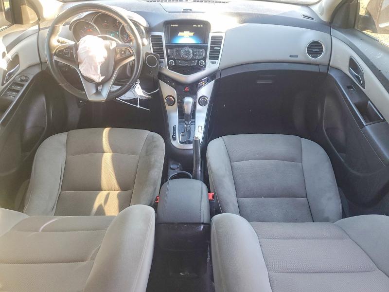 Photo 8 from auction – 2012 CHEVROLET CRUZE with VIN 1G1PJ5SC4C7262057