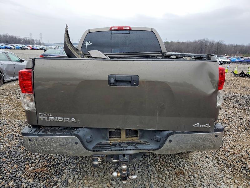 Photo 6 from auction – 2011 TOYOTA TUNDRA with VIN 5TFBY5F12BX168456