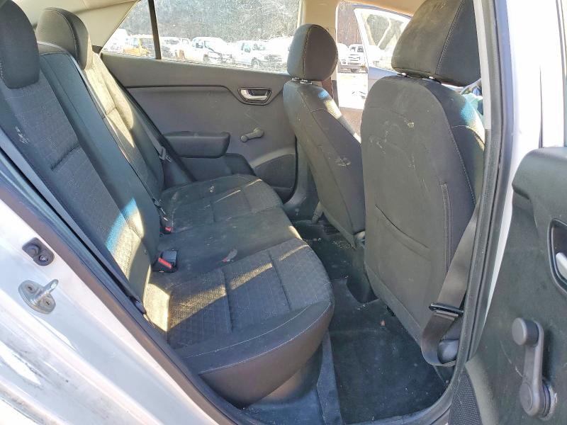 Photo 10 from auction – 2018 KIA RIO with VIN 3KPA24AB9JE081191