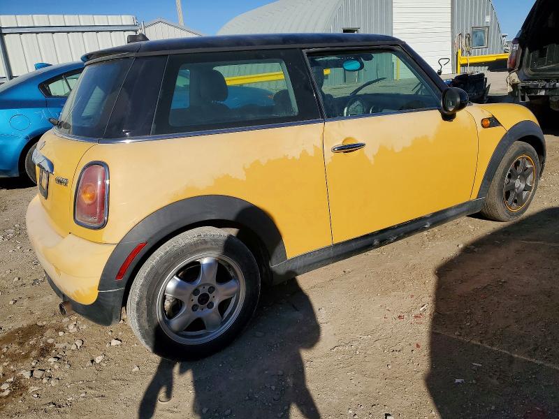 Photo 3 from auction – 2009 MINI COOPER with VIN WMWMF33559TW70144