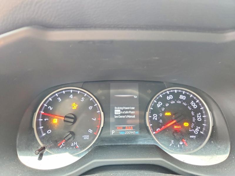 Photo 9 from auction – 2021 TOYOTA RAV4 with VIN 2T3F1RFV0MW206497