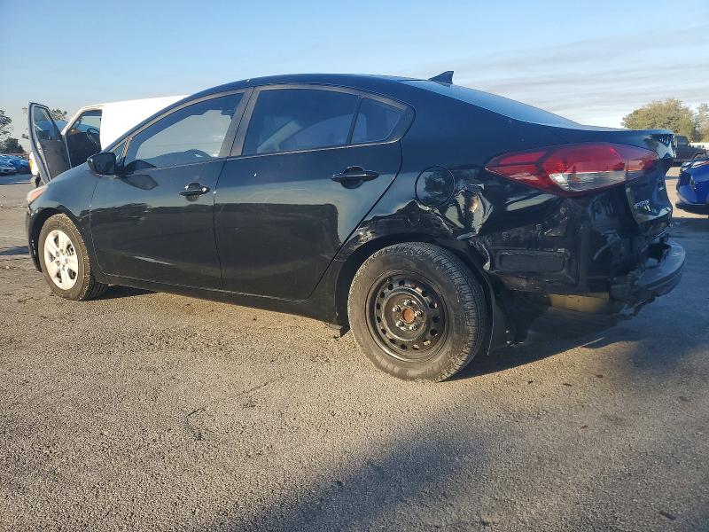 Photo 2 from auction – 2017 KIA FORTE with VIN 3KPFL4A77HE140523