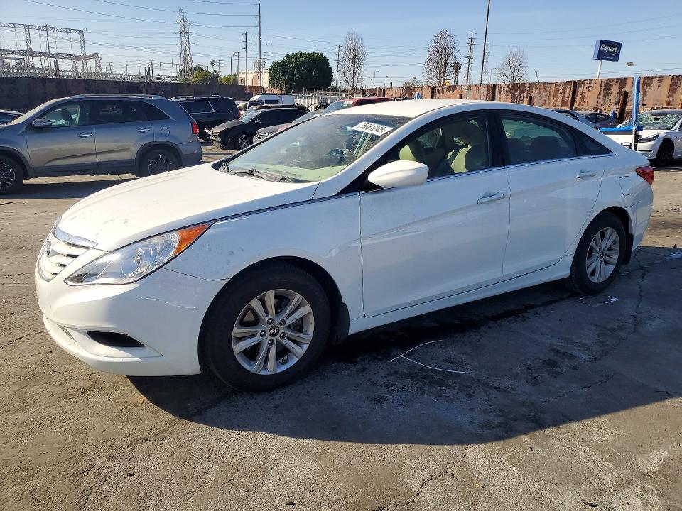 Photo 1 from auction – 2013 HYUNDAI SONATA GLS with VIN 5NPEB4AC1DH803277