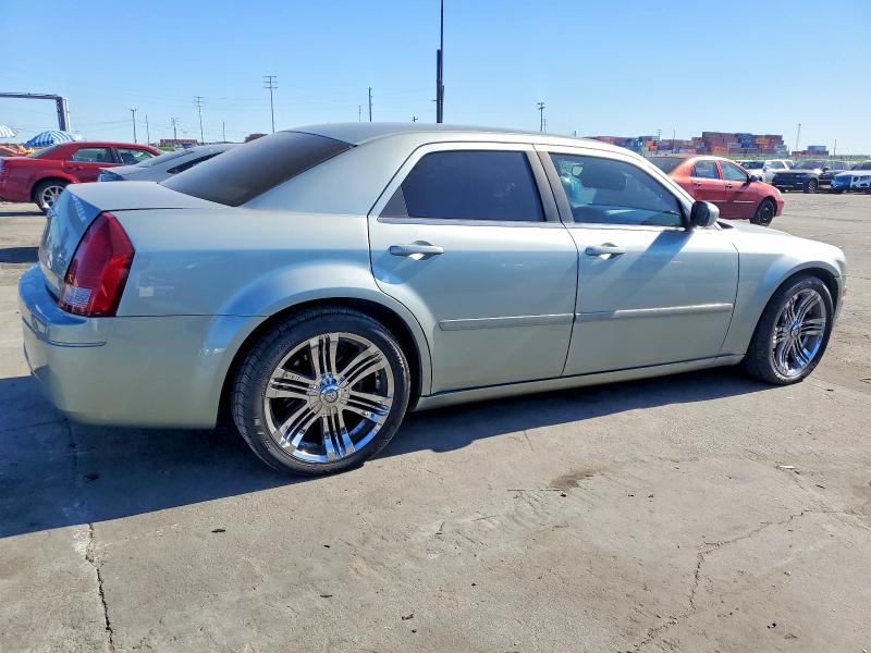 Photo 3 from auction – 2006 CHRYSLER 300 with VIN 2C3LA43R16H246446