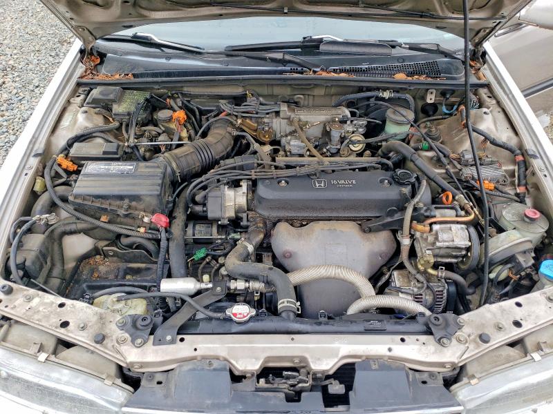 Photo 11 from auction – 1993 HONDA ACCORD EX with VIN JHMCB7671PC018650