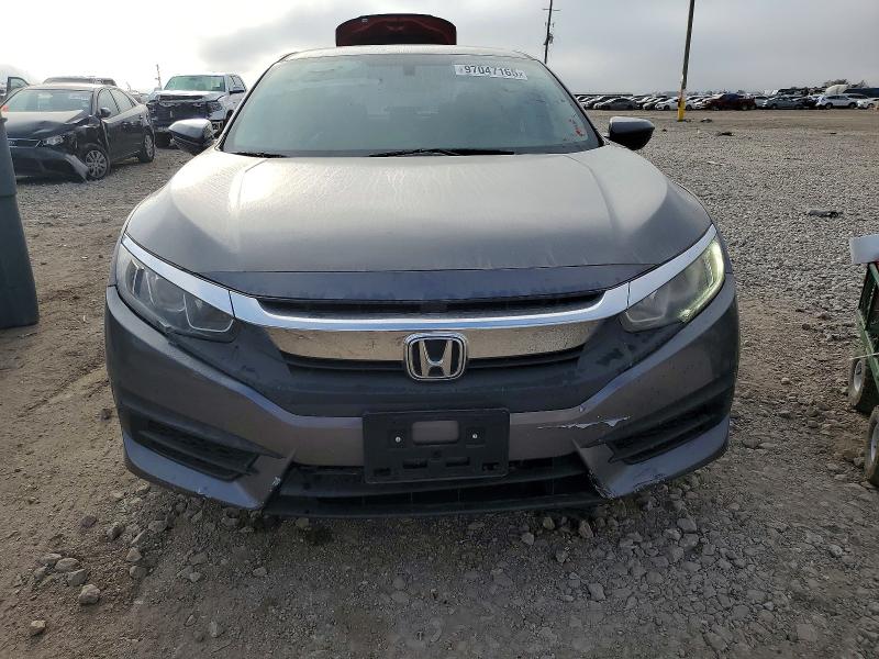 Photo 5 from auction – 2017 HONDA CIVIC LX with VIN 19XFC2F5XHE067174