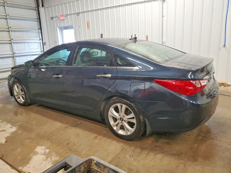 Photo 2 from auction – 2012 HYUNDAI SONATA SE with VIN 5NPEC4AC4CH383879