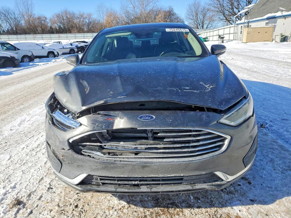 Photo 5 from auction – 2019 FORD FUSION with VIN 3FA6P0MU4KR112960