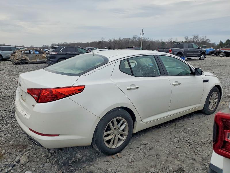 Photo 3 from auction – 2013 KIA OPTIMA LX with VIN KNAGM4A72D5367378