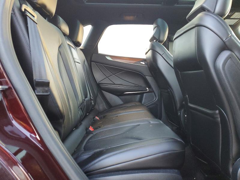 Photo 11 from auction – 2017 LINCOLN MKC RESERV with VIN 5LMTJ3DH7HUL69964