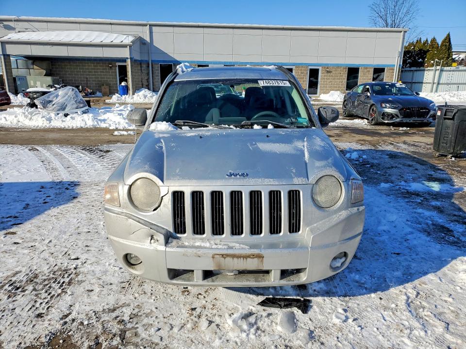 Photo 5 from auction – 2008 JEEP COMPASS with VIN 1J8FF47W48D686972