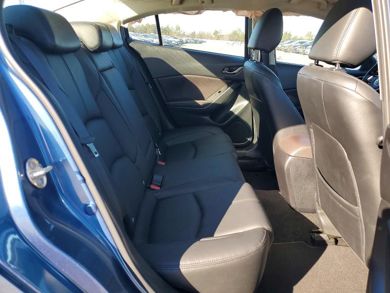 Photo 10 from auction – 2018 MAZDA 3 TOURING with VIN 3MZBN1V39JM193117