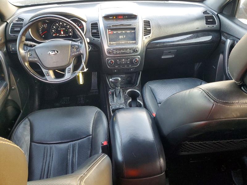 Photo 8 from auction – 2014 KIA SORENTO SX with VIN 5XYKWDA77EG457383