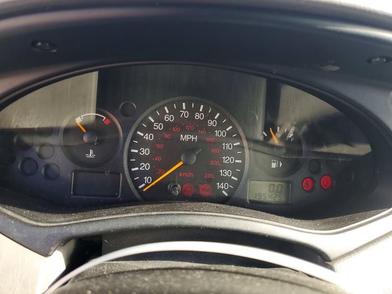 Photo 9 from auction – 2004 FORD FOCUS with VIN 1FAFP36354W187687