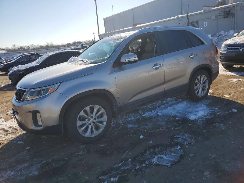 Photo 1 from auction – 2014 KIA SORENTO EX with VIN 5XYKUDA74EG541246