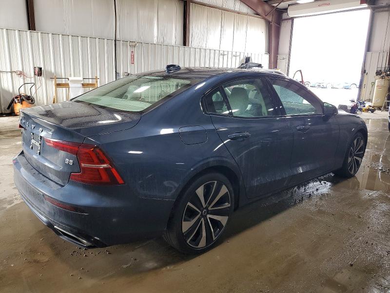 Photo 3 from auction – 2022 VOLVO S60 with VIN 7JRL12FZ2NG162529