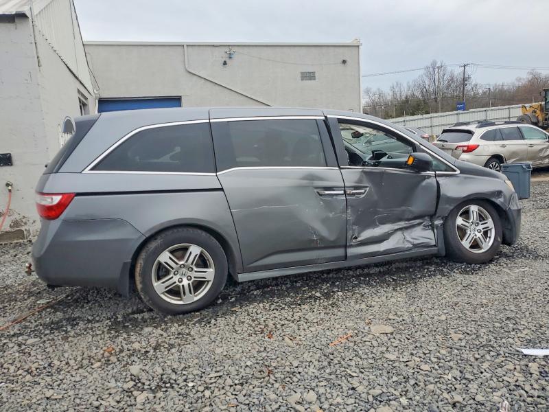 صورة رقم 3 من المزاد - 2011 HONDA ODYSSEY مع VIN 5FNRL5H99BB044842