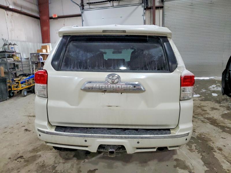 Photo 6 from auction – 2013 TOYOTA 4RUNNER SR with VIN JTEBU5JR9D5136705