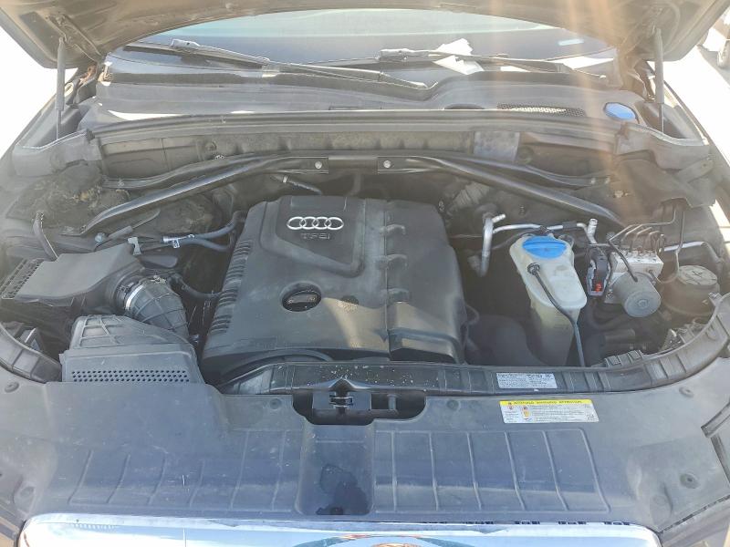 Photo 12 from auction – 2011 AUDI Q5 PREMIUM with VIN WA1LFAFP5BA021844