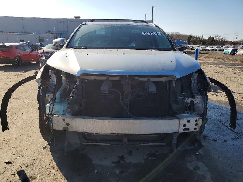 Photo 5 from auction – 2016 TOYOTA HIGHLANDER with VIN 5TDDKRFH3GS254435