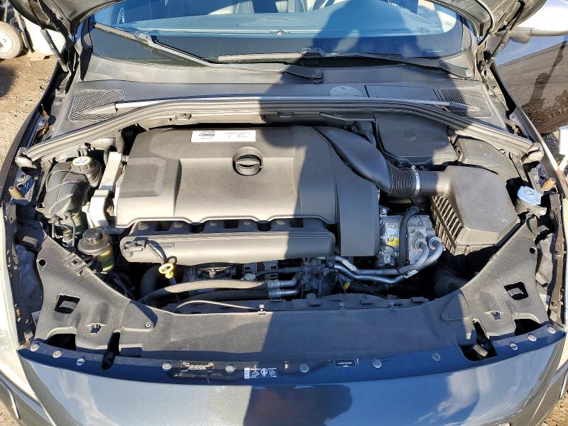 Photo 11 from auction – 2013 VOLVO S60 T6 with VIN YV1902FH6D2185501