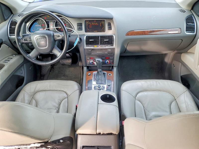 Photo 8 from auction – 2011 AUDI Q7 PREMIUM with VIN WA1LMAFE0BD000208