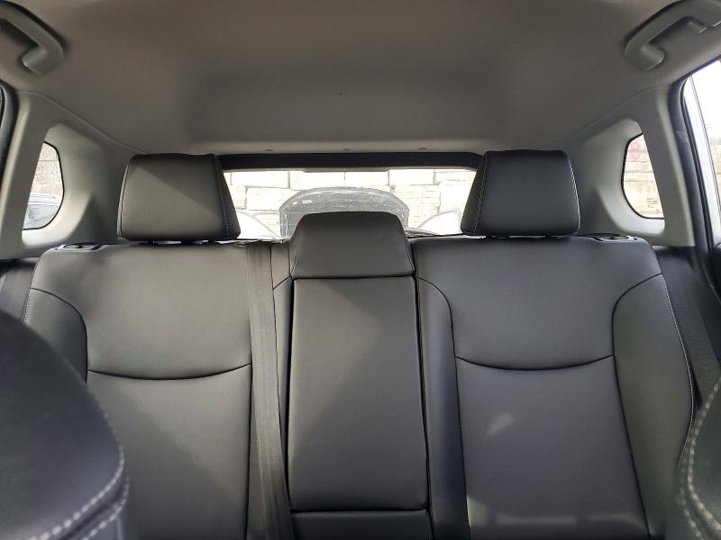 Photo 10 from auction – 2022 TOYOTA COROLLA CR with VIN 7MUDAAAG3NV036193
