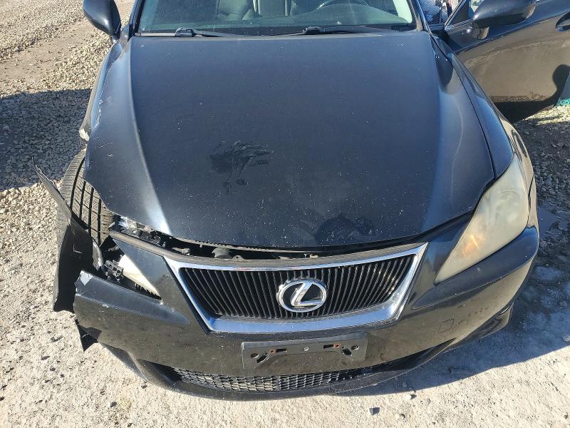 Photo 11 from auction – 2008 LEXUS IS with VIN JTHBK262882069119