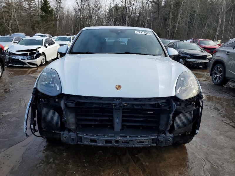 Photo 5 from auction – 2016 PORSCHE CAYENNE GT with VIN WP1AD2A26GLA71926