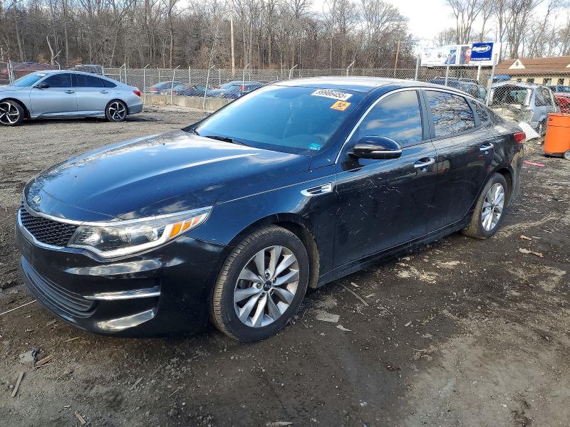 KIA OPTIMA 2018 with VIN 5XXGT4L37JG272922 - Photo from auction
