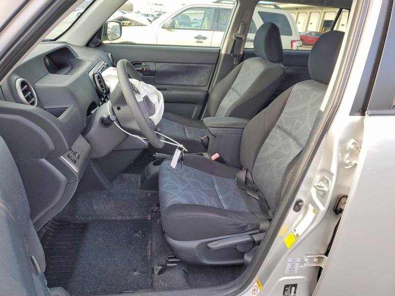 Photo 7 from auction – 2012 TOYOTA SCION XB with VIN JTLZE4FE0CJ012204