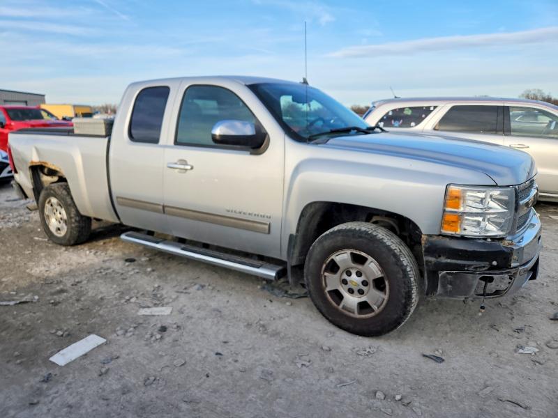 Photo 4 from auction – 2012 CHEVROLET SILVERADO with VIN 1GCRCSE03CZ256264