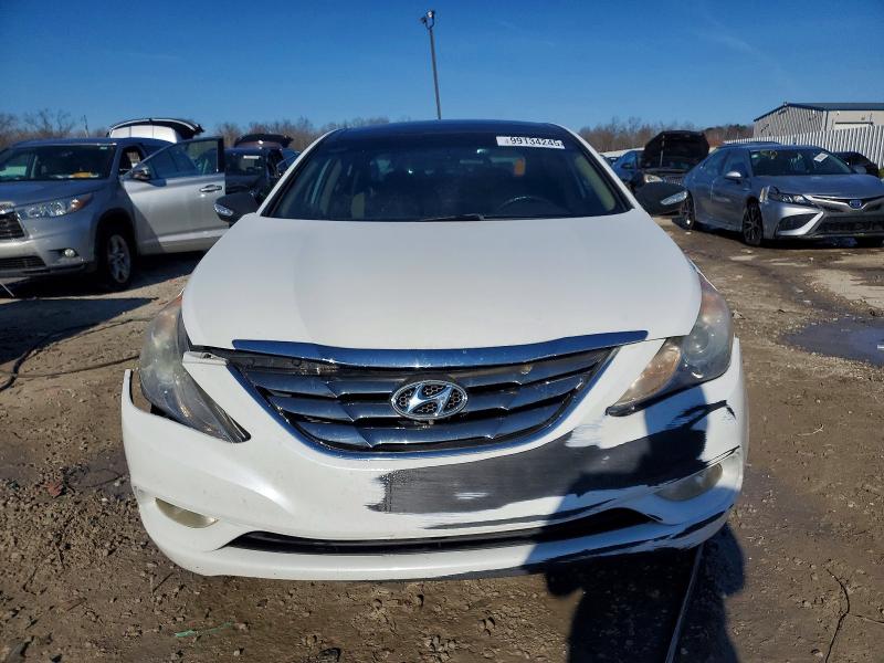 Photo 5 from auction – 2012 HYUNDAI SONATA SE with VIN 5NPEC4AC0CH366755
