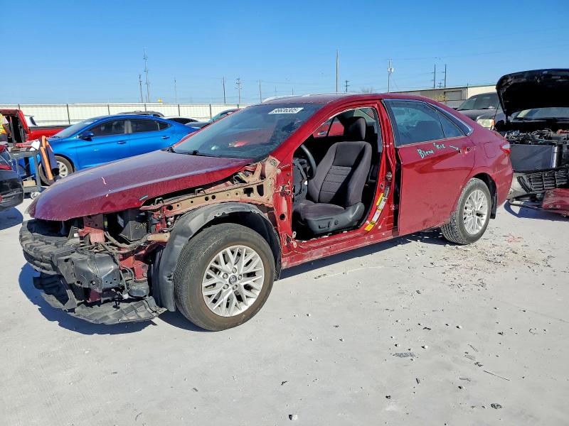 TOYOTA CAMRY LE 2017 with VIN 4T1BF1FK0HU621129 - Photo from auction