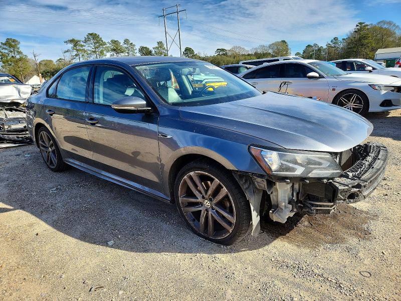 Photo 4 from auction – 2018 VOLKSWAGEN PASSAT S with VIN 1VWAA7A31JC032259