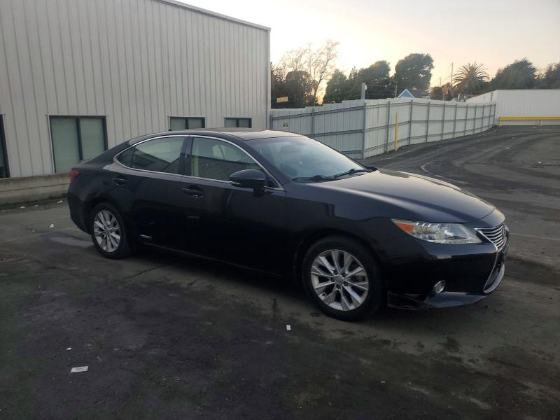 Photo 4 from auction – 2014 LEXUS ES 300H with VIN JTHBW1GG4E2063533