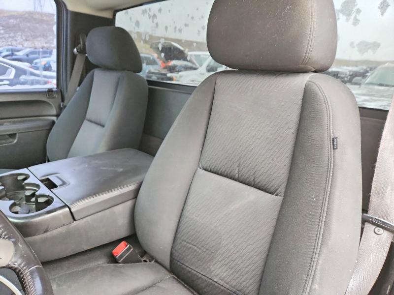 Photo 10 from auction – 2010 CHEVROLET SILVERADO with VIN 1GCPKSE04AZ263764