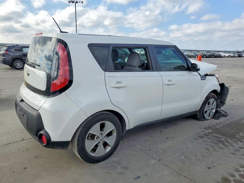 Photo 3 from auction – 2016 KIA SOUL with VIN KNDJN2A28G7360362