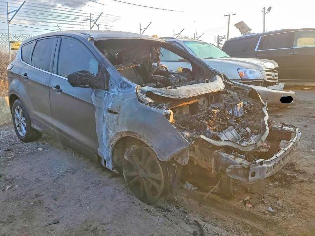 Photo 4 from auction – 2017 FORD ESCAPE SE with VIN 1FMCU9GDXHUE86928