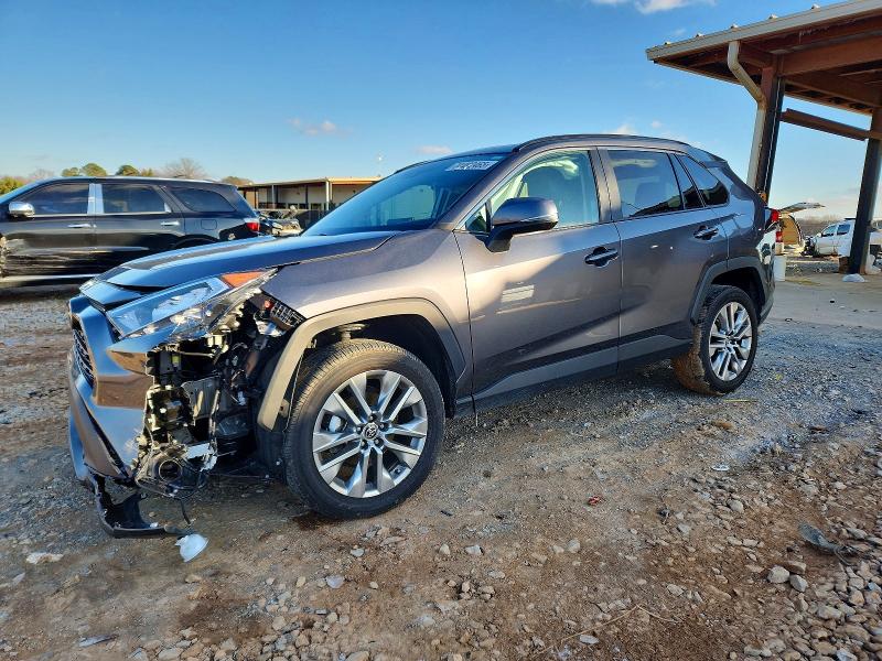 TOYOTA RAV4 XLE P 2021 with VIN 2T3C1RFV4MC139973 - Photo from auction