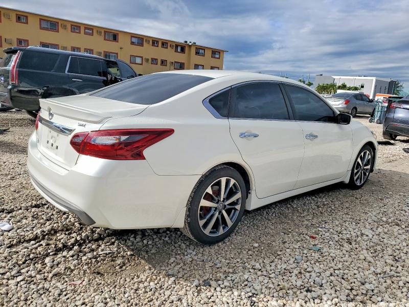 Photo 3 from auction – 2017 NISSAN ALTIMA 2.5 with VIN 1N4AL3AP8HC156733