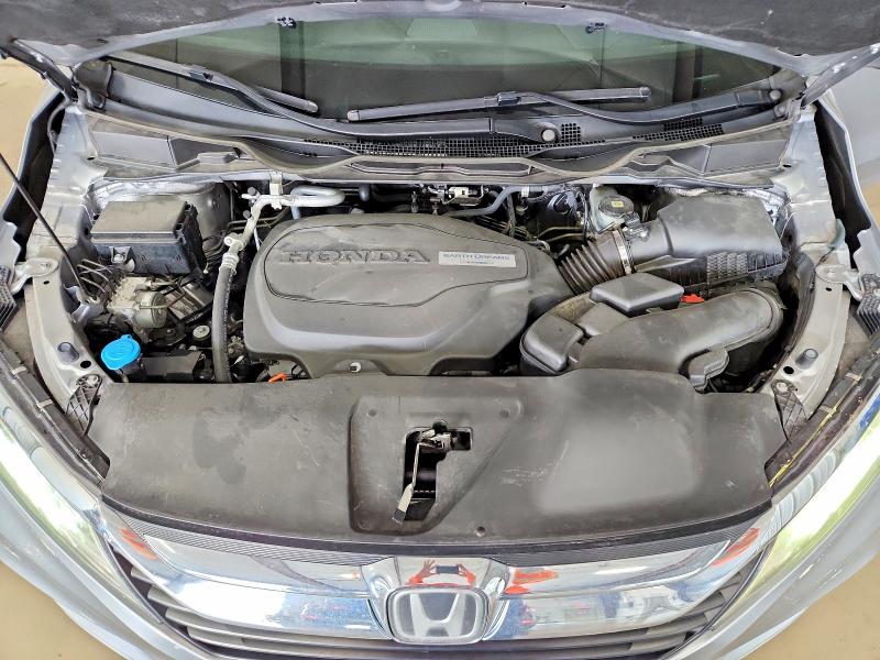 Photo 12 from auction – 2018 HONDA ODYSSEY EL with VIN 5FNRL6H98JB086536