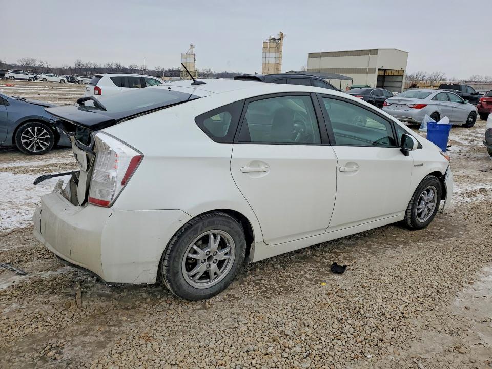 Photo 3 from auction – 2010 TOYOTA PRIUS with VIN JTDKN3DU2A5062867