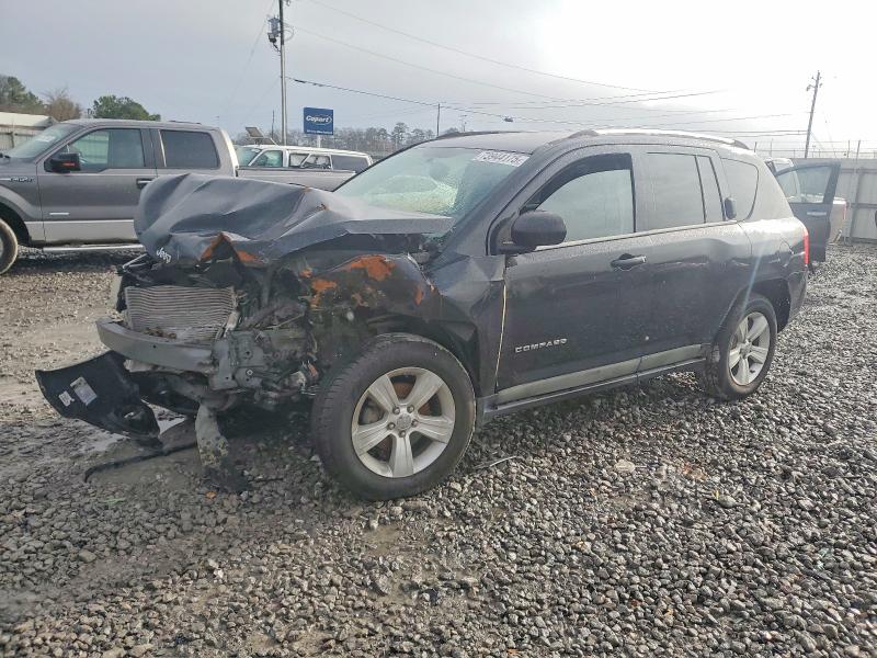 JEEP COMPASS 2011 with VIN 1J4NT1FB3BD176610 - Photo from auction