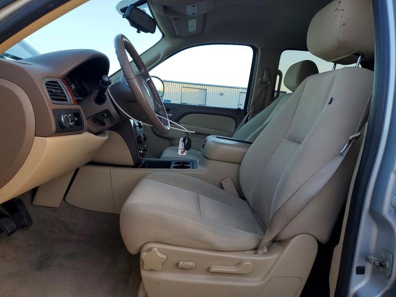 Photo 7 from auction – 2011 CHEVROLET TAHOE with VIN 1GNSCAE03BR171359